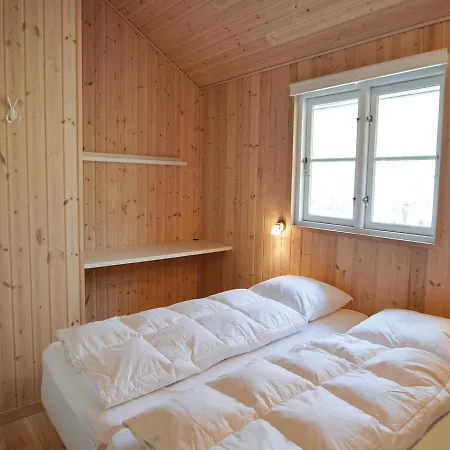 Dom wakacyjny Four Bedroom Holiday In